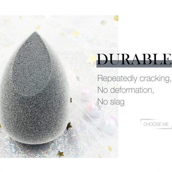 O.TWO.O SOFT & SMOOTH MICROFIBER BEAUTY BLENDER (GREY)