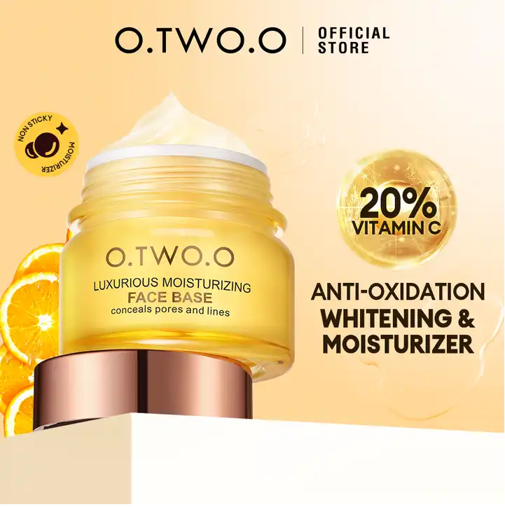 O.TWO.O LUXURIOUS MOISTURIZING FACE BASE
