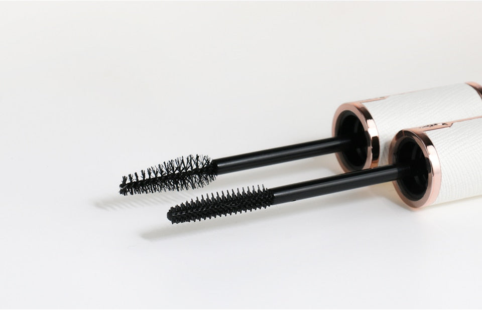 O.TWO.O GOLD SILK SATIN MASCARA