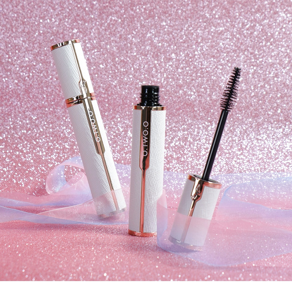 O.TWO.O GOLD SILK SATIN MASCARA